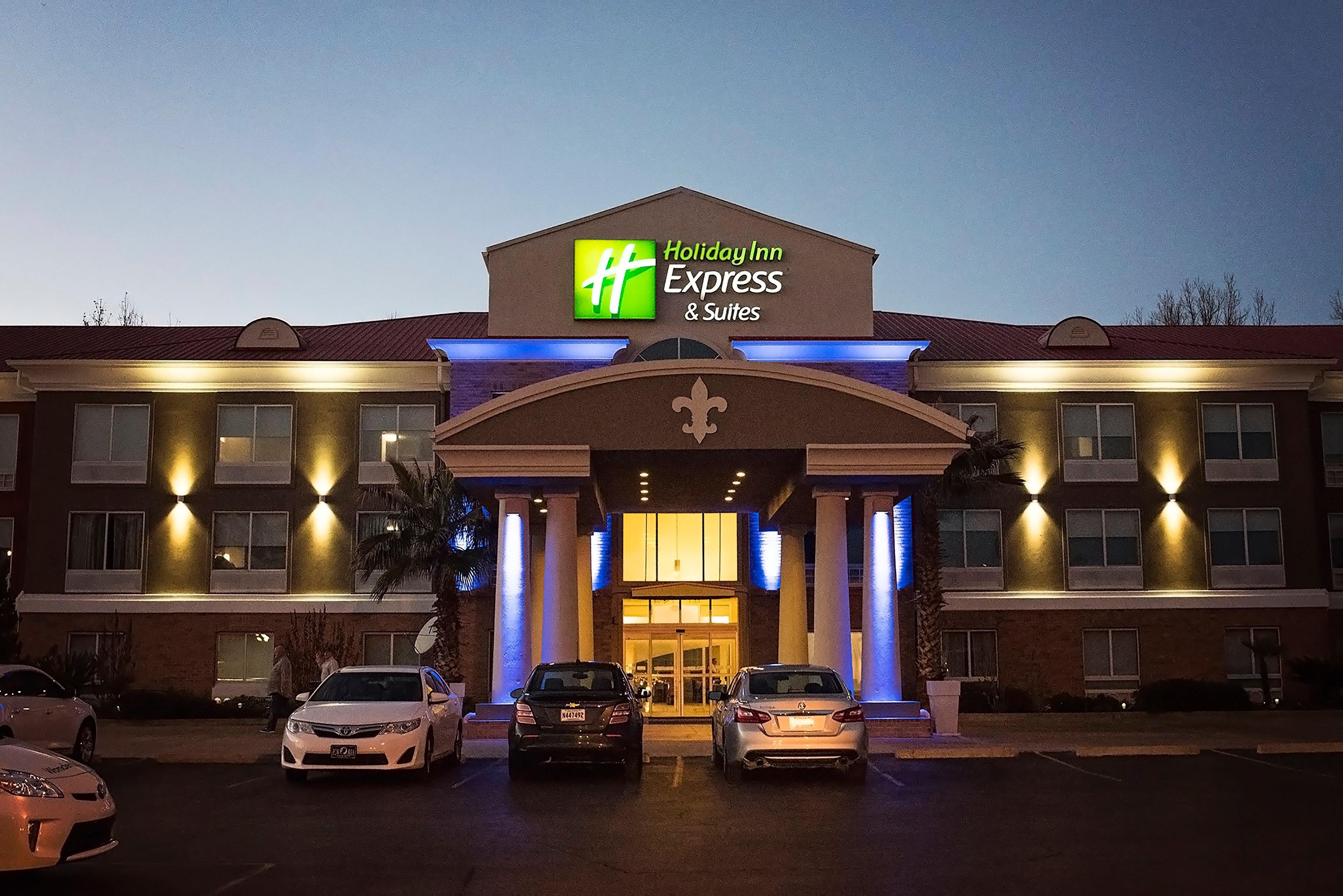 Holiday Inn Express & Suites Alexandria, An Ihg Hotel Exteriér fotografie
