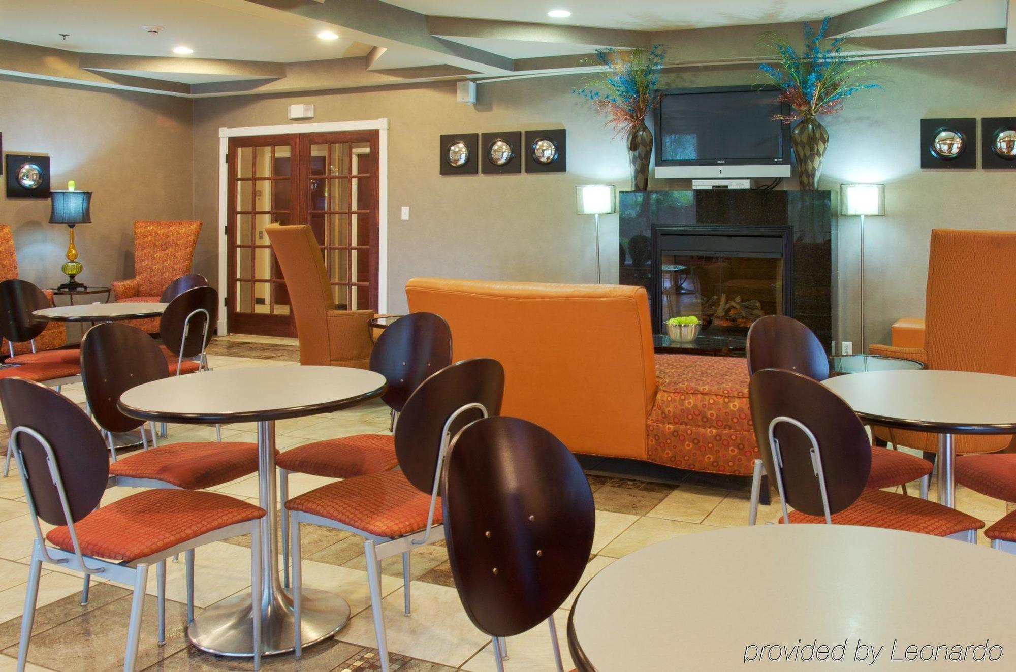 Holiday Inn Express & Suites Alexandria, An Ihg Hotel Restaurace fotografie